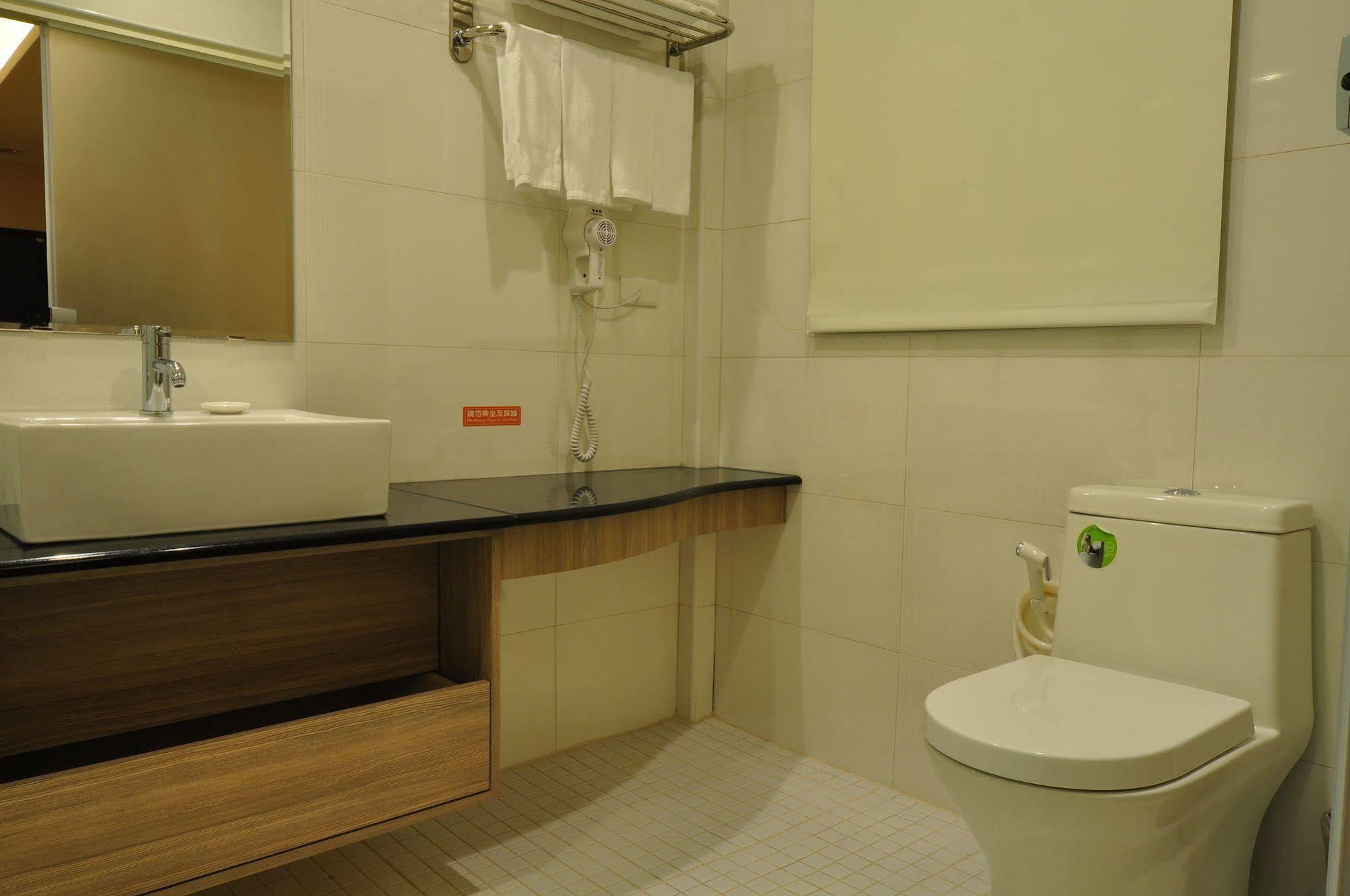 Fupin Hotel Хуалиен Сити Екстериор снимка